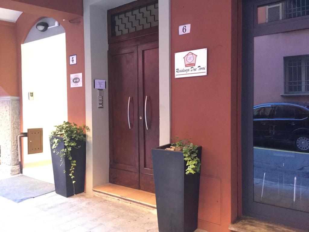 Residenza Due Torri Check In Presso Hotel Centrale Vicolo Cattani 7 Bologna Eksteriør bilde